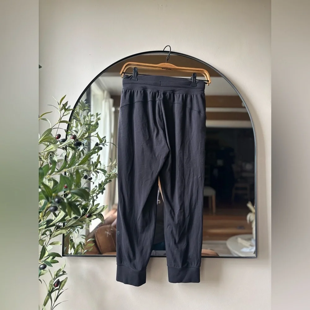 LULULEMON | ready to rulu crop | size 4 - Picture 3 of 4